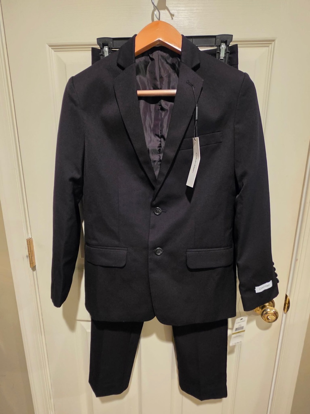 Calvin Klein Black Two-Piece singlebreasted jacket and straight leg pants NWT 14